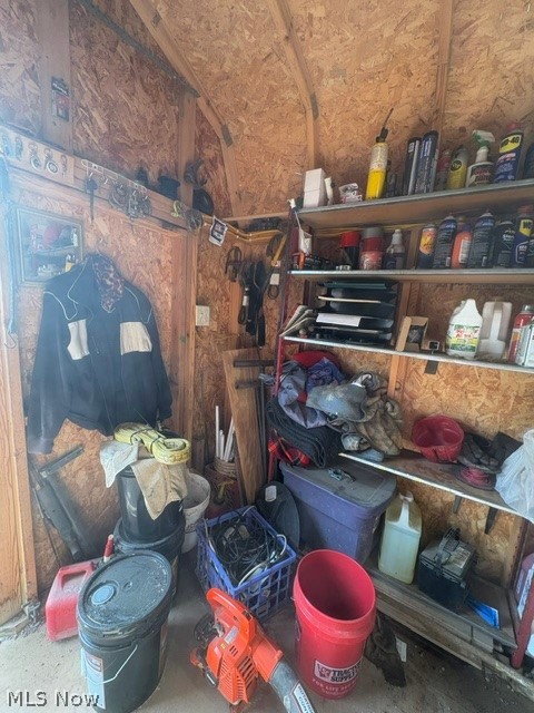 9673 Us 224 Deerfield OH 44411