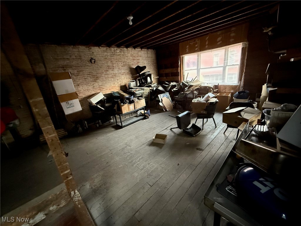 47 W Main Street Geneva OH 44041