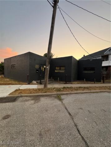 16219 Saint Clair Avenue Cleveland OH 44110