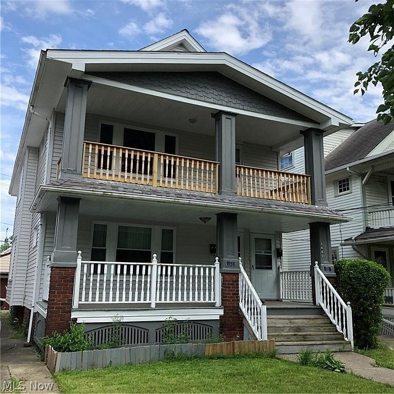 3069 W 105th Street Cleveland OH 44111