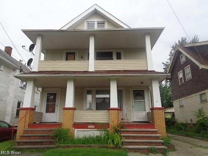 3069 W 105th Street Cleveland OH 44111