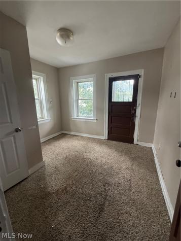 976 E 70th Street Cleveland OH 44103