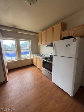 976 E 70th Street Cleveland OH 44103