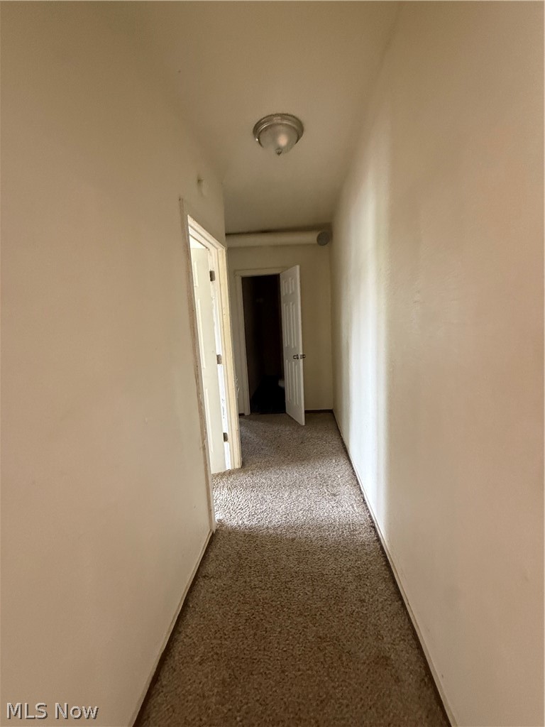 976 E 70th Street Cleveland OH 44103