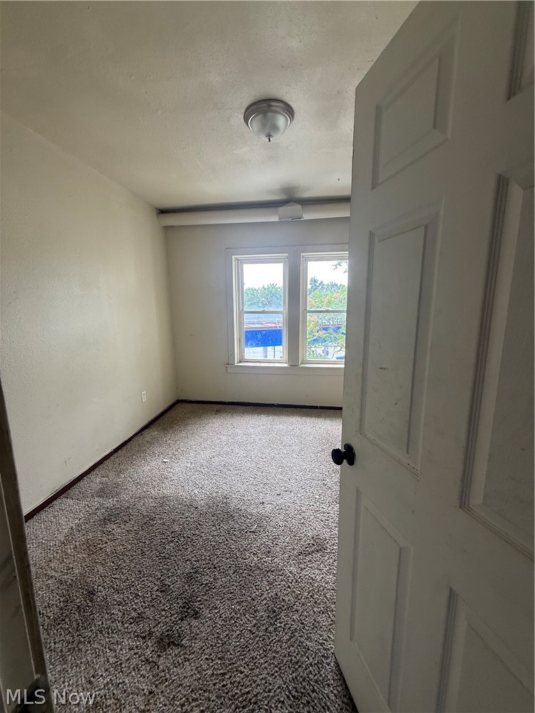 976 E 70th Street Cleveland OH 44103