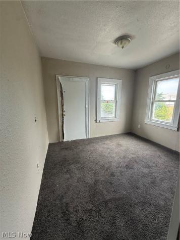 976 E 70th Street Cleveland OH 44103