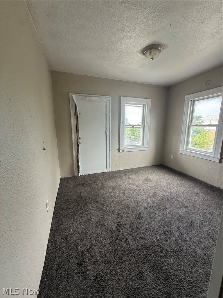 976 E 70th Street Cleveland OH 44103