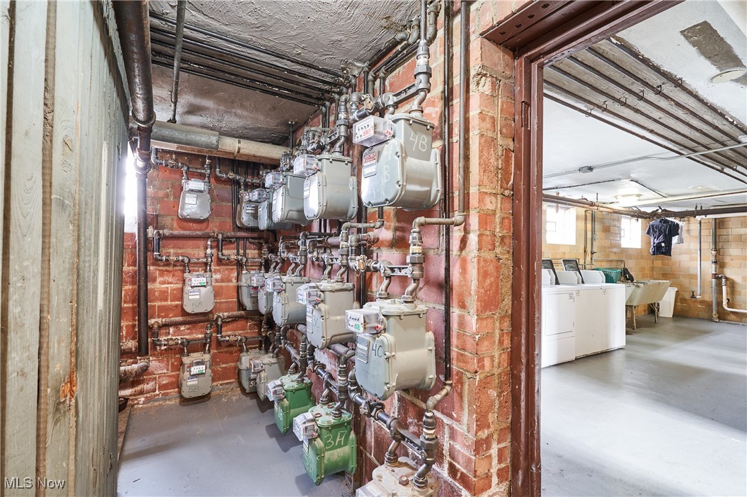 1581-1589 Coventry Road East Cleveland OH 44118