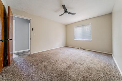 15978 Nelacrest Road East Cleveland OH 44112