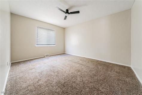 15978 Nelacrest Road East Cleveland OH 44112