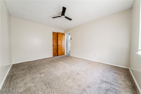 15978 Nelacrest Road East Cleveland OH 44112