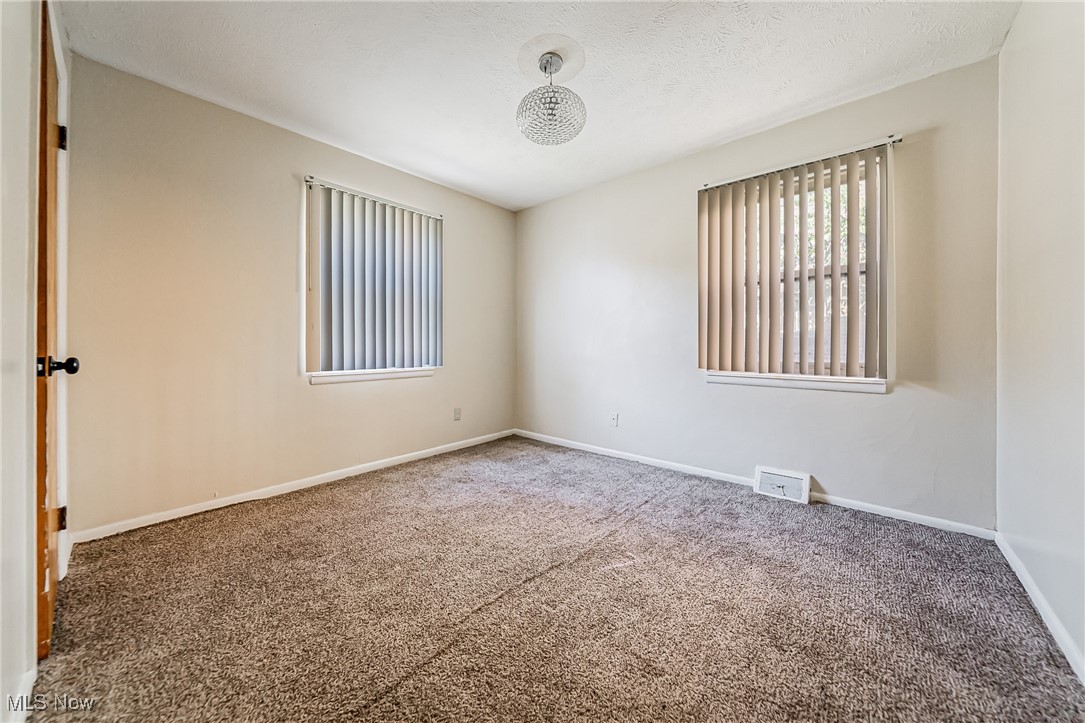 15978 Nelacrest Road East Cleveland OH 44112