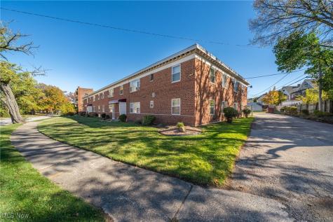 15978 Nelacrest Road East Cleveland OH 44112