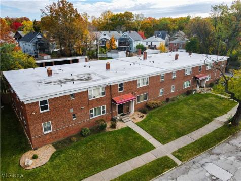 15978 Nelacrest Road East Cleveland OH 44112