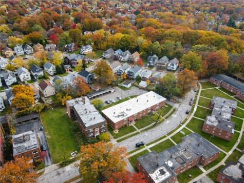 15978 Nelacrest Road East Cleveland OH 44112