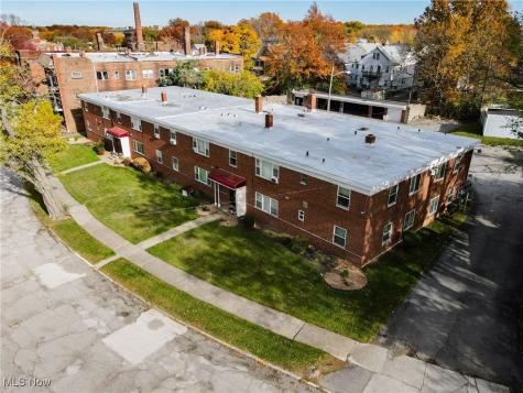 15978 Nelacrest Road East Cleveland OH 44112