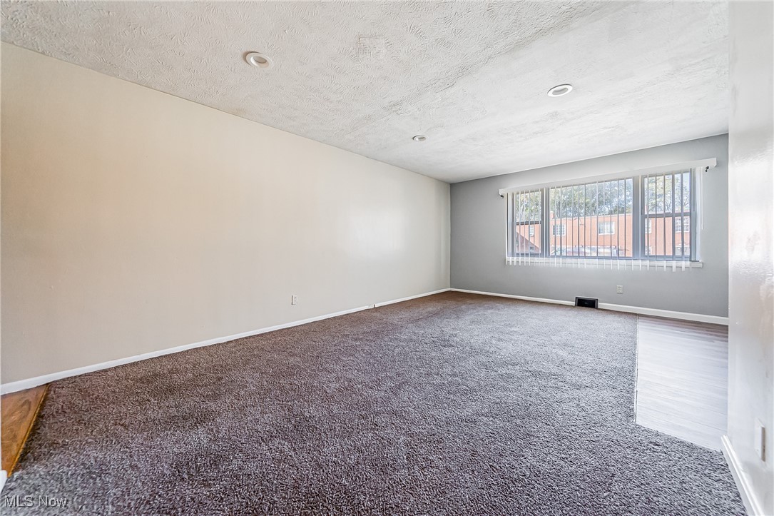 15978 Nelacrest Road East Cleveland OH 44112