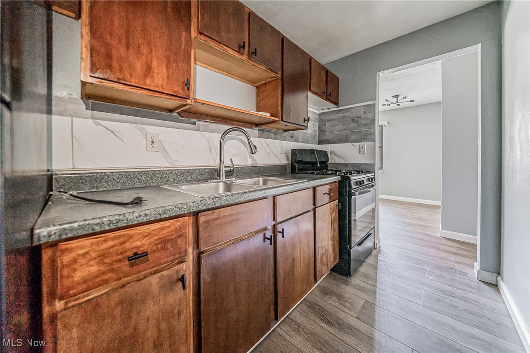 15978 Nelacrest Road East Cleveland OH 44112