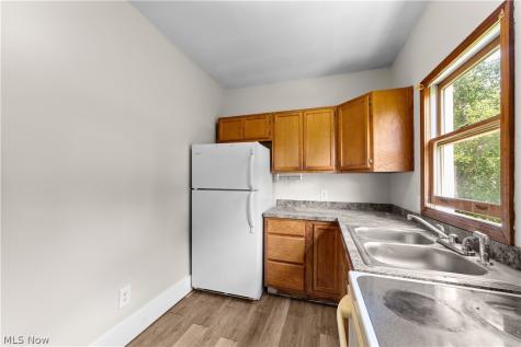 203 Crosby Akron OH 44303