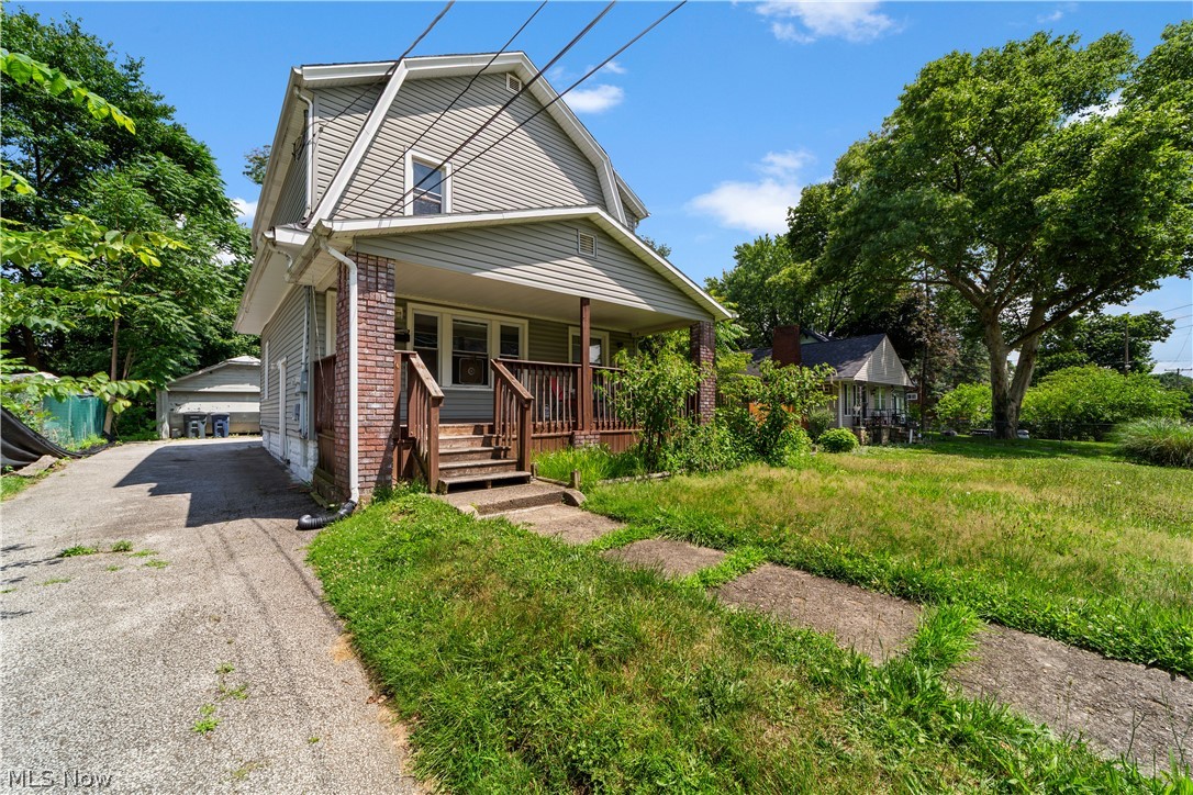 203 Crosby Akron OH 44303