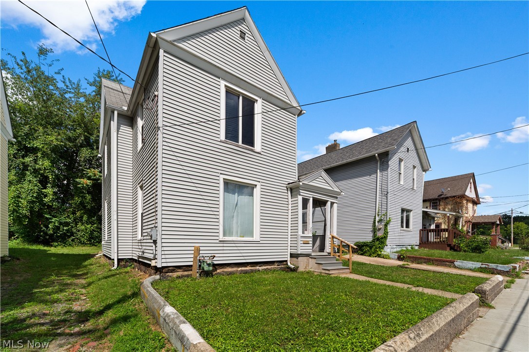 203 Crosby Akron OH 44303