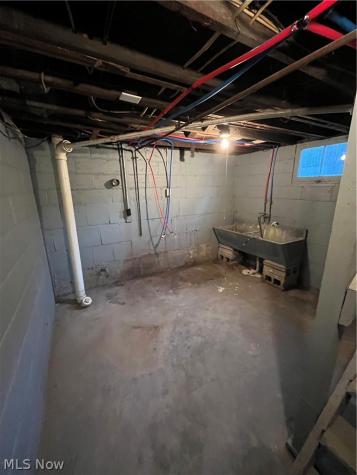 203 Crosby Akron OH 44303
