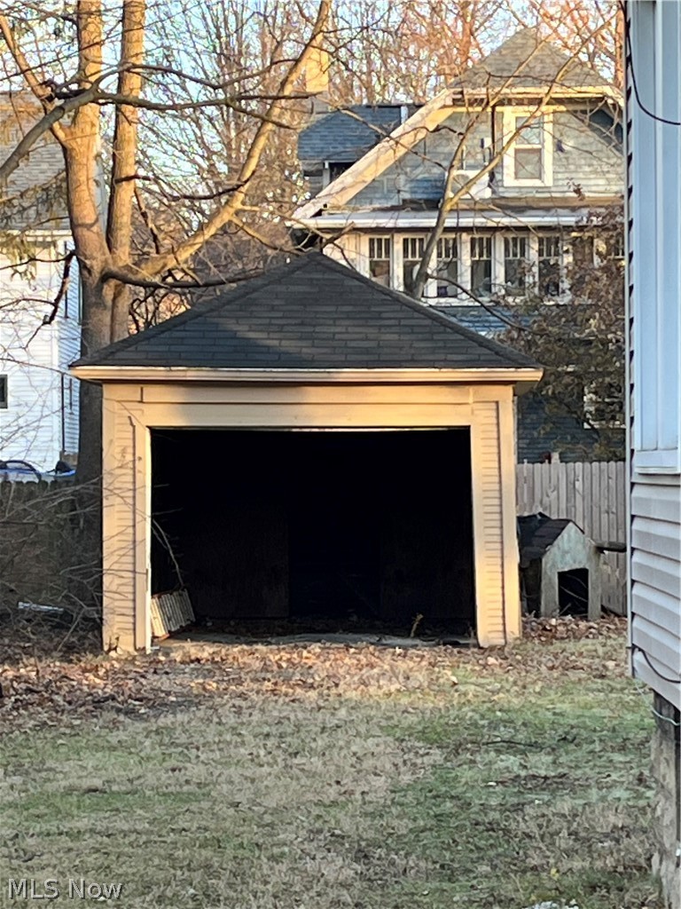 203 Crosby Akron OH 44303
