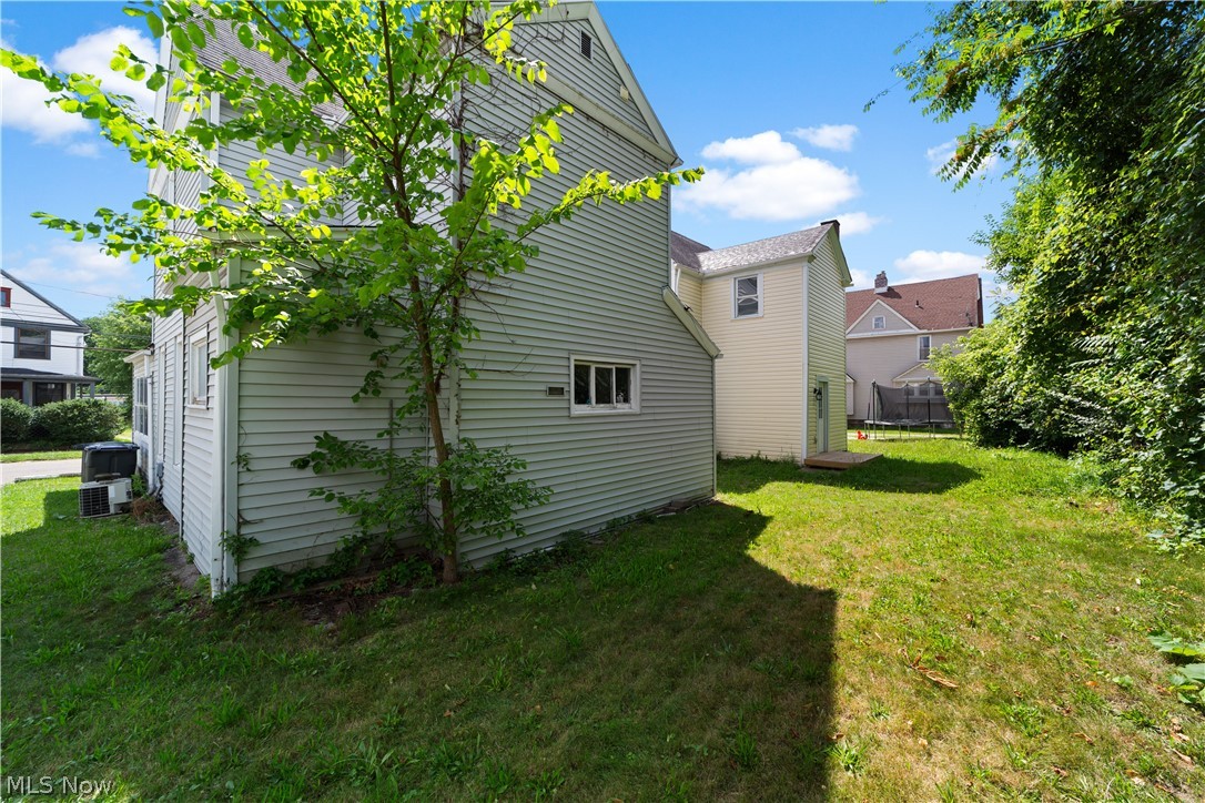 203 Crosby Akron OH 44303