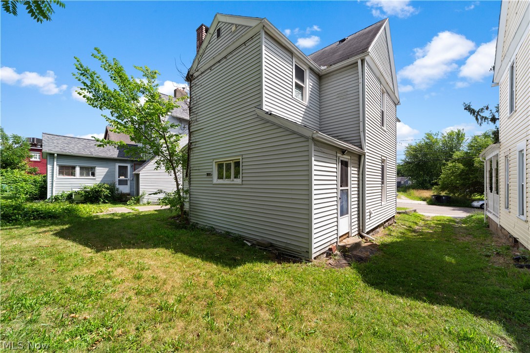 203 Crosby Akron OH 44303