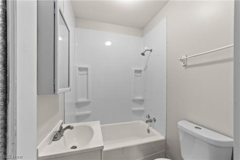 203 Crosby Akron OH 44303
