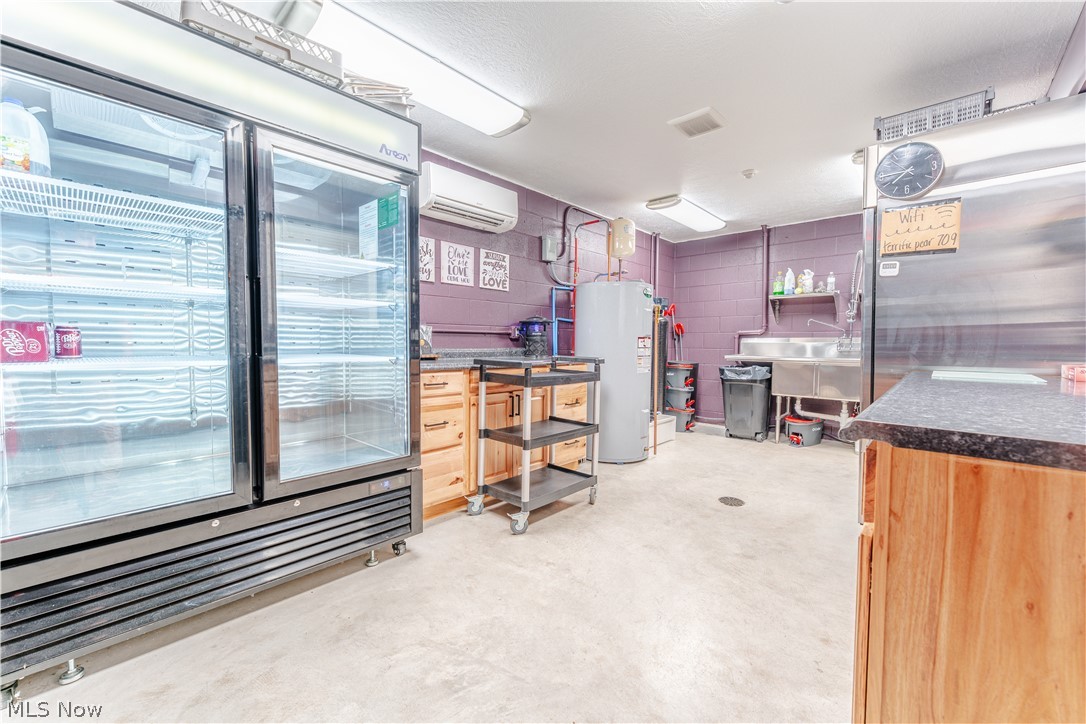 3931 State Route 39 NW Dover OH 44622
