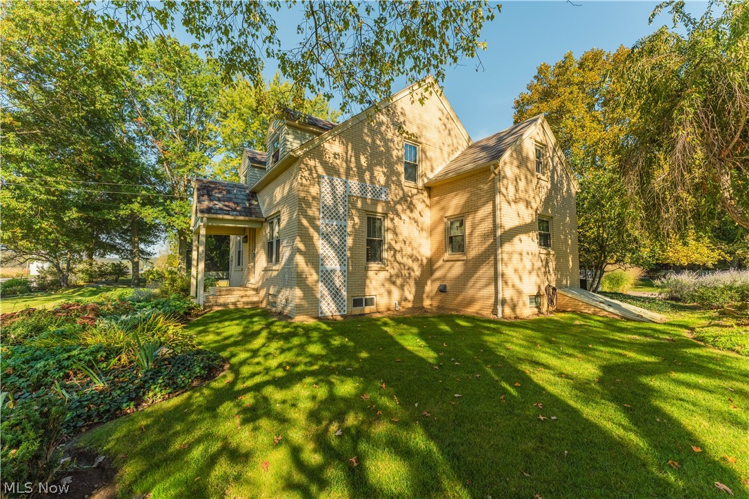 3931 State Route 39 NW Dover OH 44622