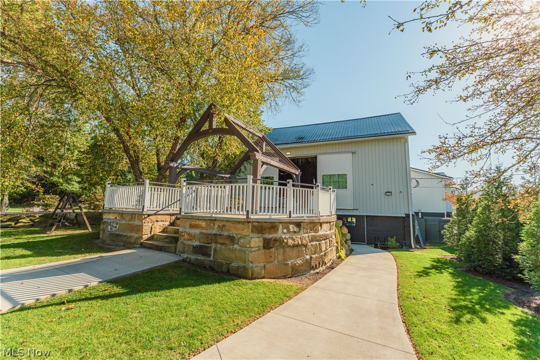 3931 State Route 39 NW Dover OH 44622
