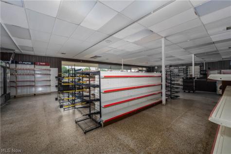 726 E Lincoln Way Minerva OH 44657