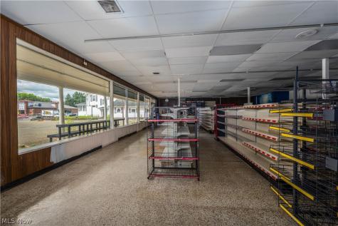 726 E Lincoln Way Minerva OH 44657