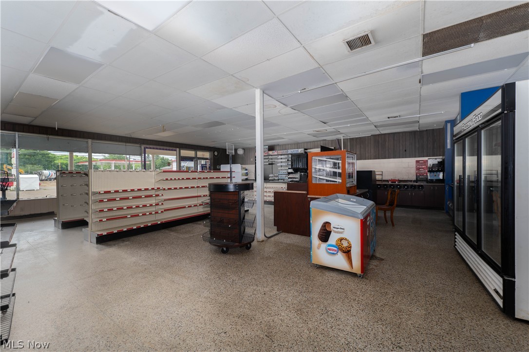 726 E Lincoln Way Minerva OH 44657