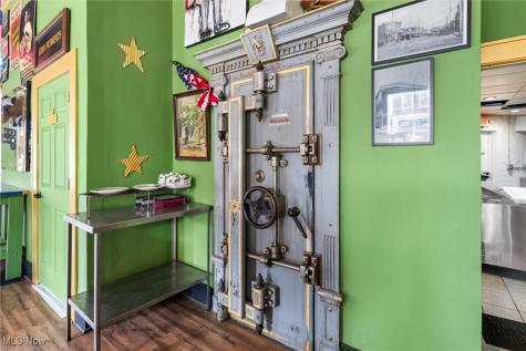 9 Main Street Greenwich OH 44837