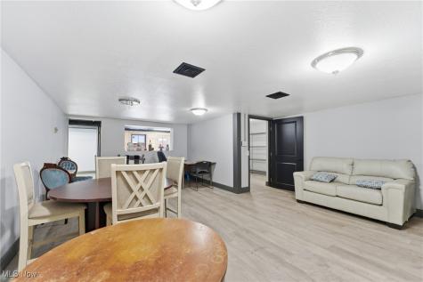 115 E Ely Street Alliance OH 44601