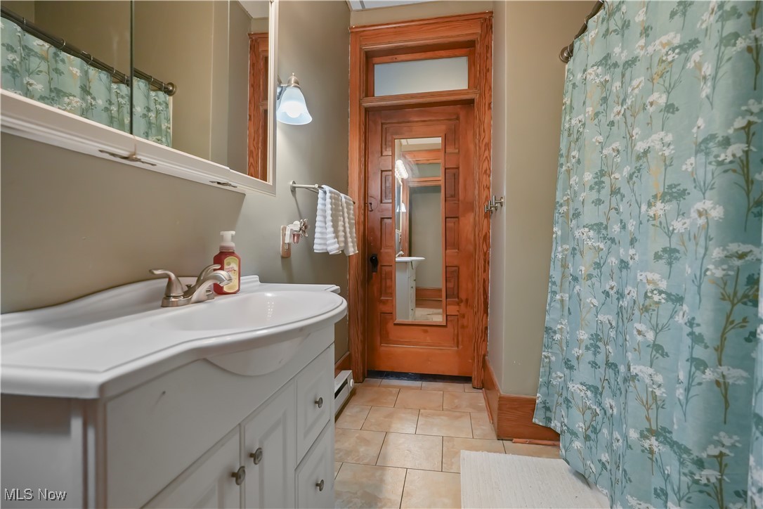 38 E Main Street Shelby OH 44875