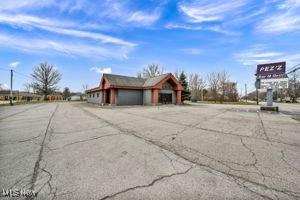 5348 E Lake Road Sheffield Lake OH 44054