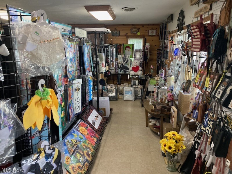 738 N Wooster Avenue Strasburg OH 44680
