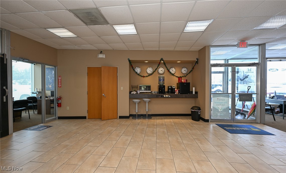 4243 Mahoning Avenue Youngstown OH 44515