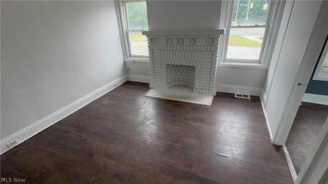 975 Parkwood Drive Cleveland OH 44108