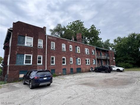 975 Parkwood Drive Cleveland OH 44108