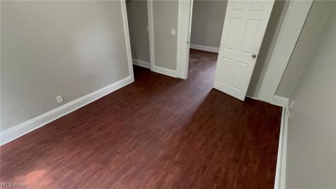 975 Parkwood Drive Cleveland OH 44108