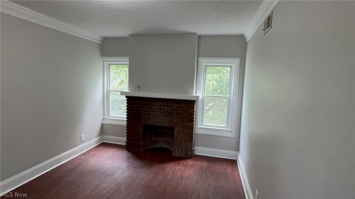 975 Parkwood Drive Cleveland OH 44108