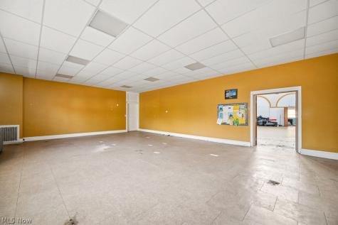 799 E 82nd Street Cleveland OH 44103