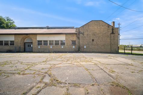 799 E 82nd Street Cleveland OH 44103