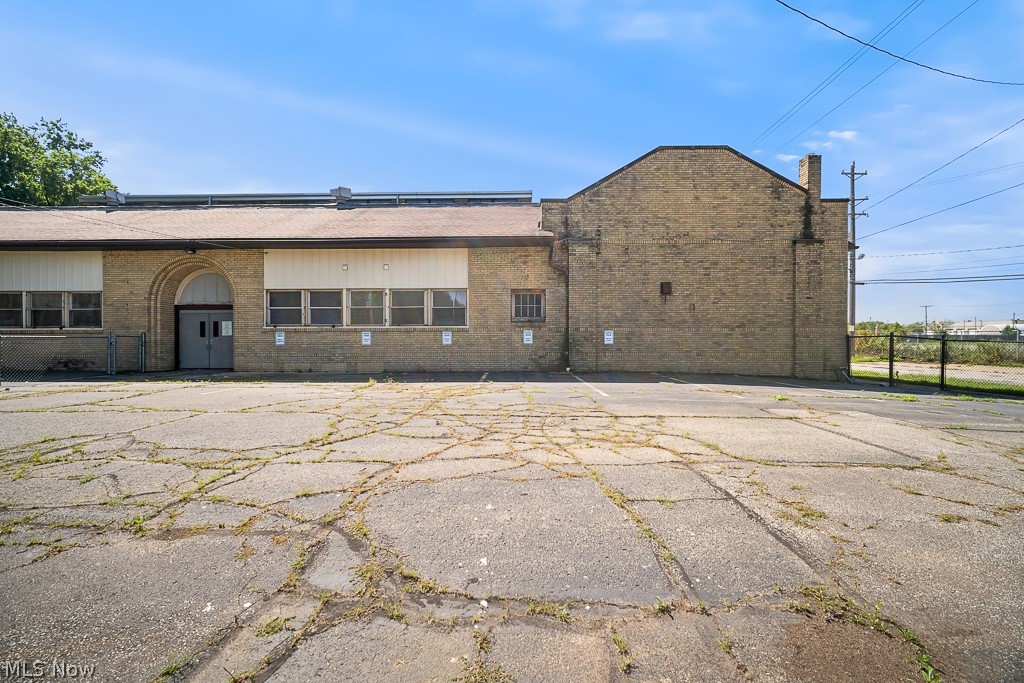 799 E 82nd Street Cleveland OH 44103