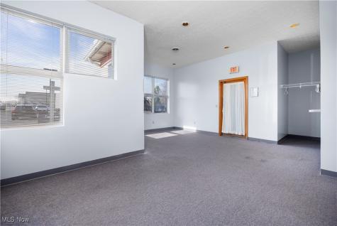 5319 Meadow Lane Court Sheffield Village OH 44035